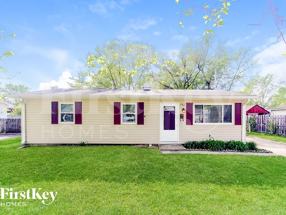702 Delbrook Dr