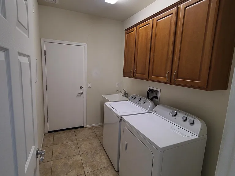 14037 E Cariole St — Photo 15