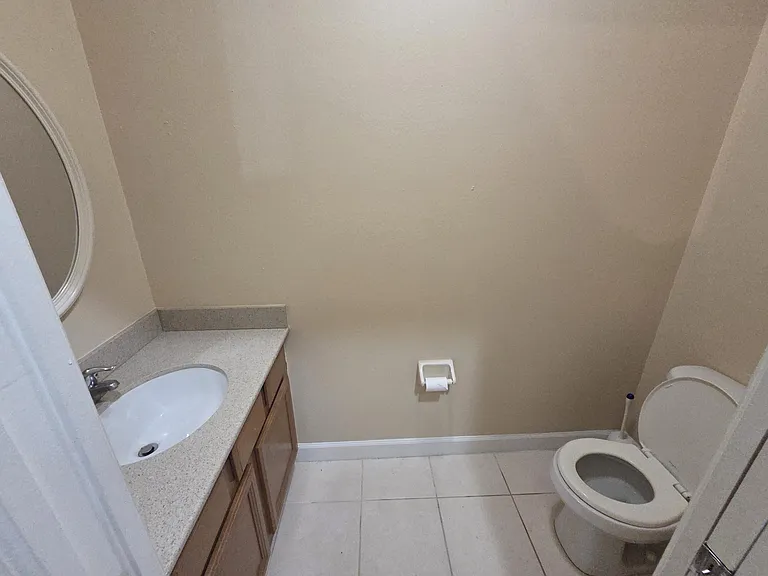 3810 Haley Ct #7 — Photo 11