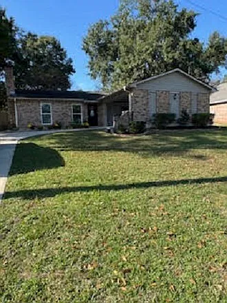 3 bed, 1650 sqft, $1,750 — Photo 1