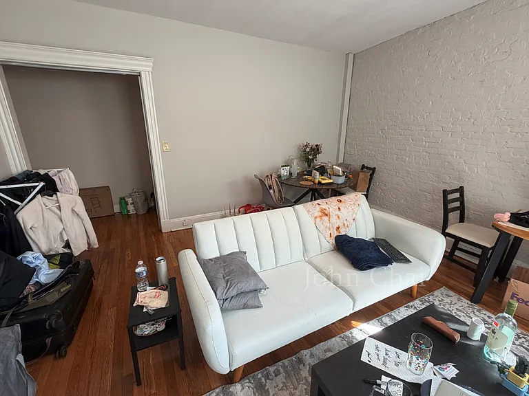 376 Riverway #3 — Photo 10