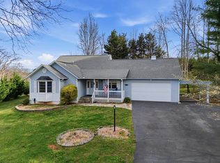 549 Sneaking Creek Dr, Hayesville, NC 28904