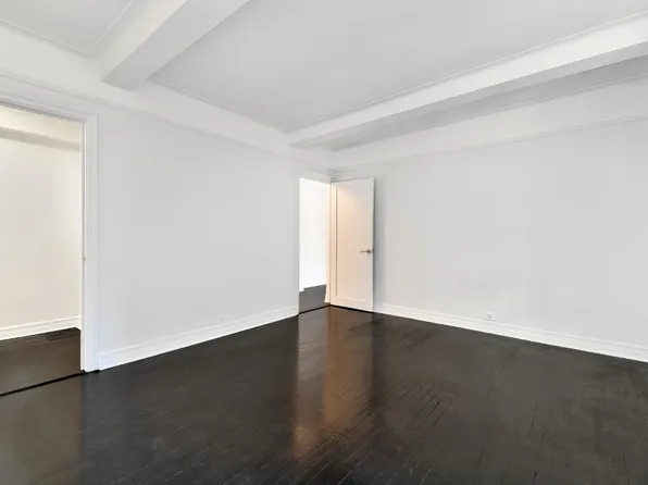 10 Park Avenue image 5 of 13