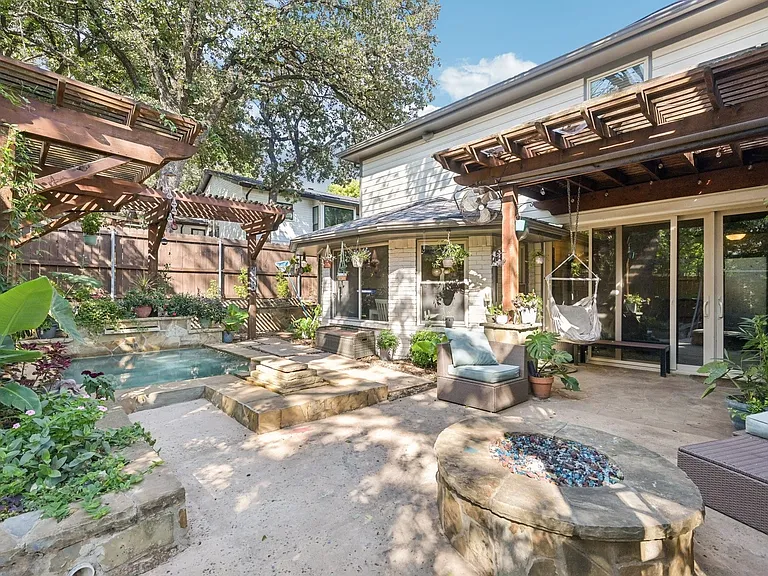 5 Woodlands Ct — Photo 35
