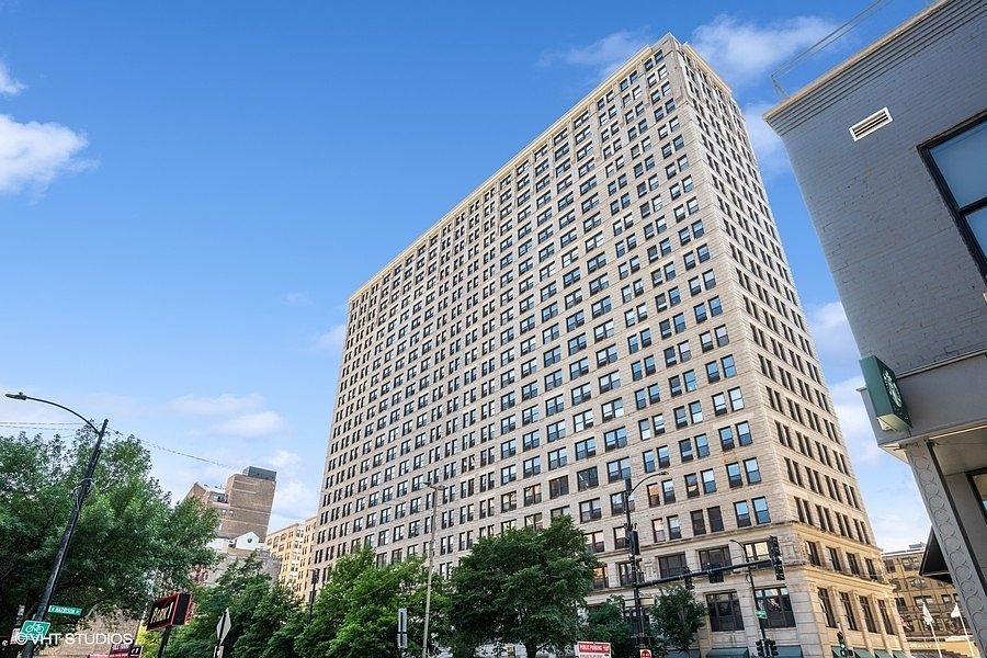 1st image of 600 S Dearborn St APT 1812