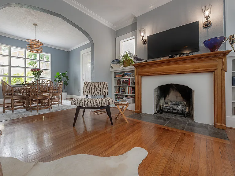 1109 E Patterson St — Photo 8