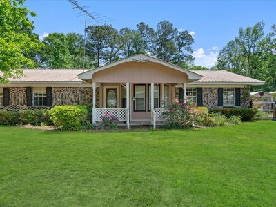 32 Sunrise Hts, Petal, MS, 39465