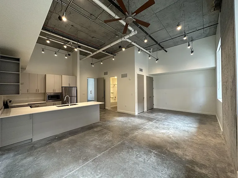 Paperbox Lofts — Photo 121