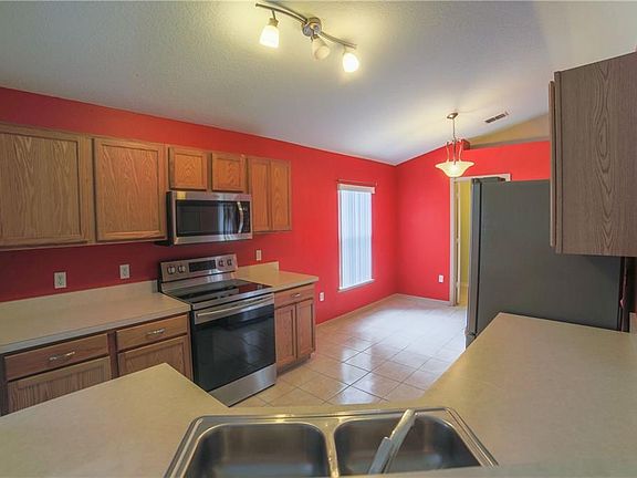 2nd image of 1603 Sterns Dr