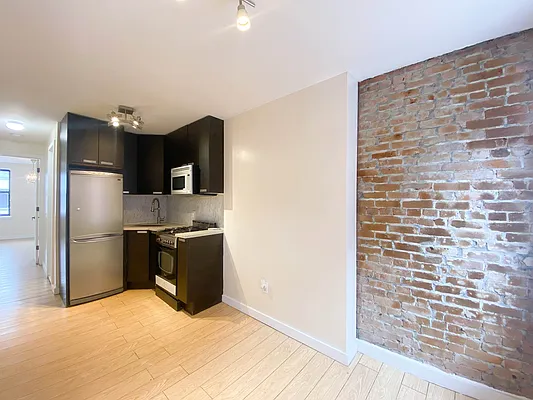 Rented by Brooklyn Blocks Real Estate | media 15