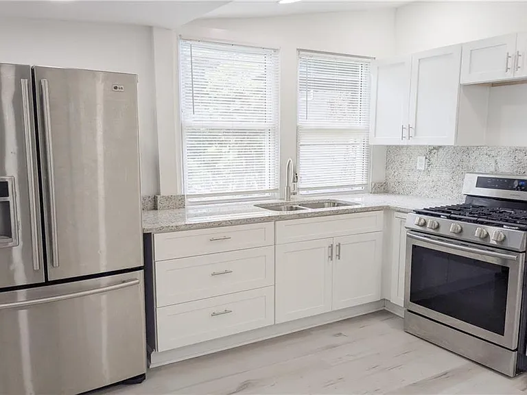 235 Dodd Ave SW — Photo 5