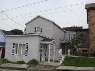 1185 Davis St, Nanty Glo, PA 15943