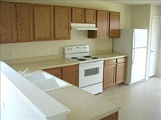 3rd image of 12504 La Paz Ln