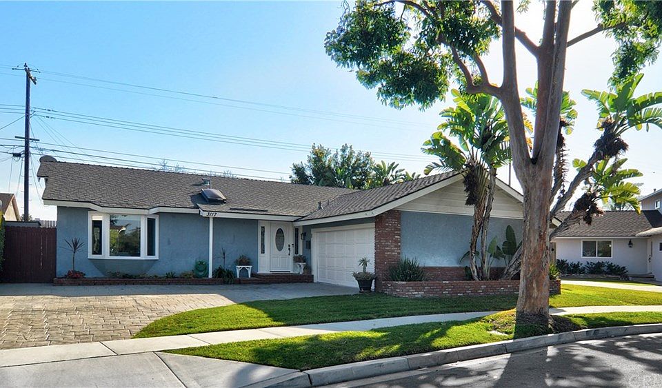 2nd image of 3117 Killarney Ln