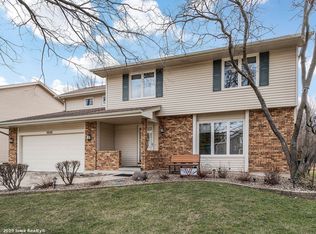1535 NW 90th St, Clive, IA 50325