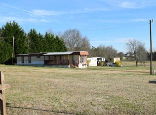 405 Dot Dr, Boiling Springs, SC 29316