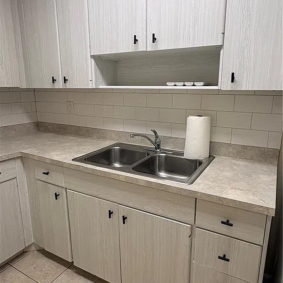 333 SE Martin Ave #1-F — Photo 6