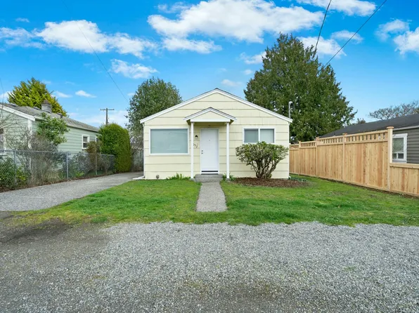 9052 12th Ave NW, Seattle, WA 98117