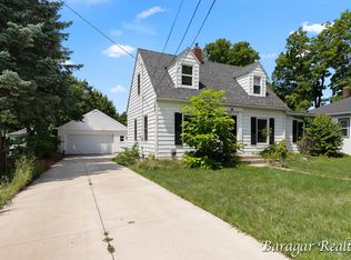 227 Nelson Ave, Kalamazoo, MI 49006