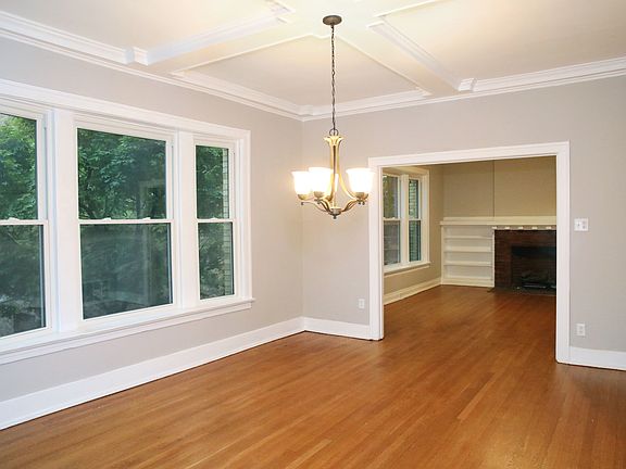 4th image of 1148 W North Shore Ave APT 2E