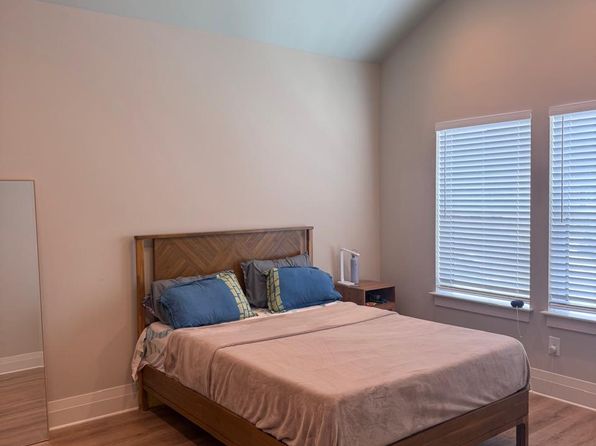 1080 Noble Loop