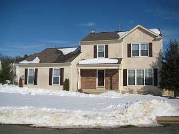 2nd image of 13135 Bourne Pl
