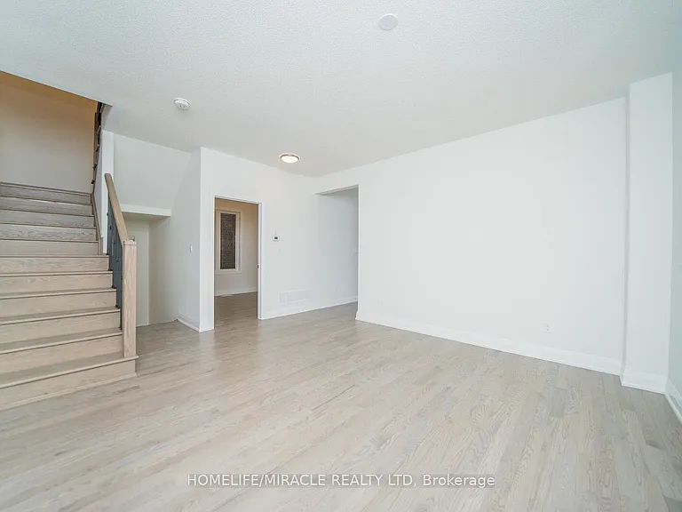 522 Askew Ct — Photo 6