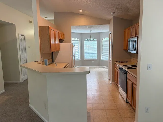 3 bed, 1500 sqft, $2,000 — Photo 4
