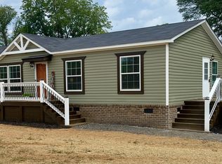 67 Hulsey Mill Rd, Cleveland, GA 30528