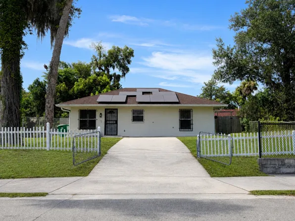 320 W Voorhis Ave, Deland, FL 32720