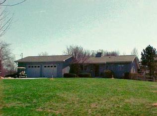 1483 Arch Rd, Eaton Rapids, MI 48827