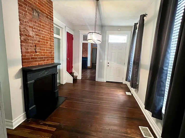 925 S Preston St — Photo 11