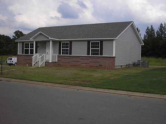 2nd image of 8 Lewis T Brantley Dr