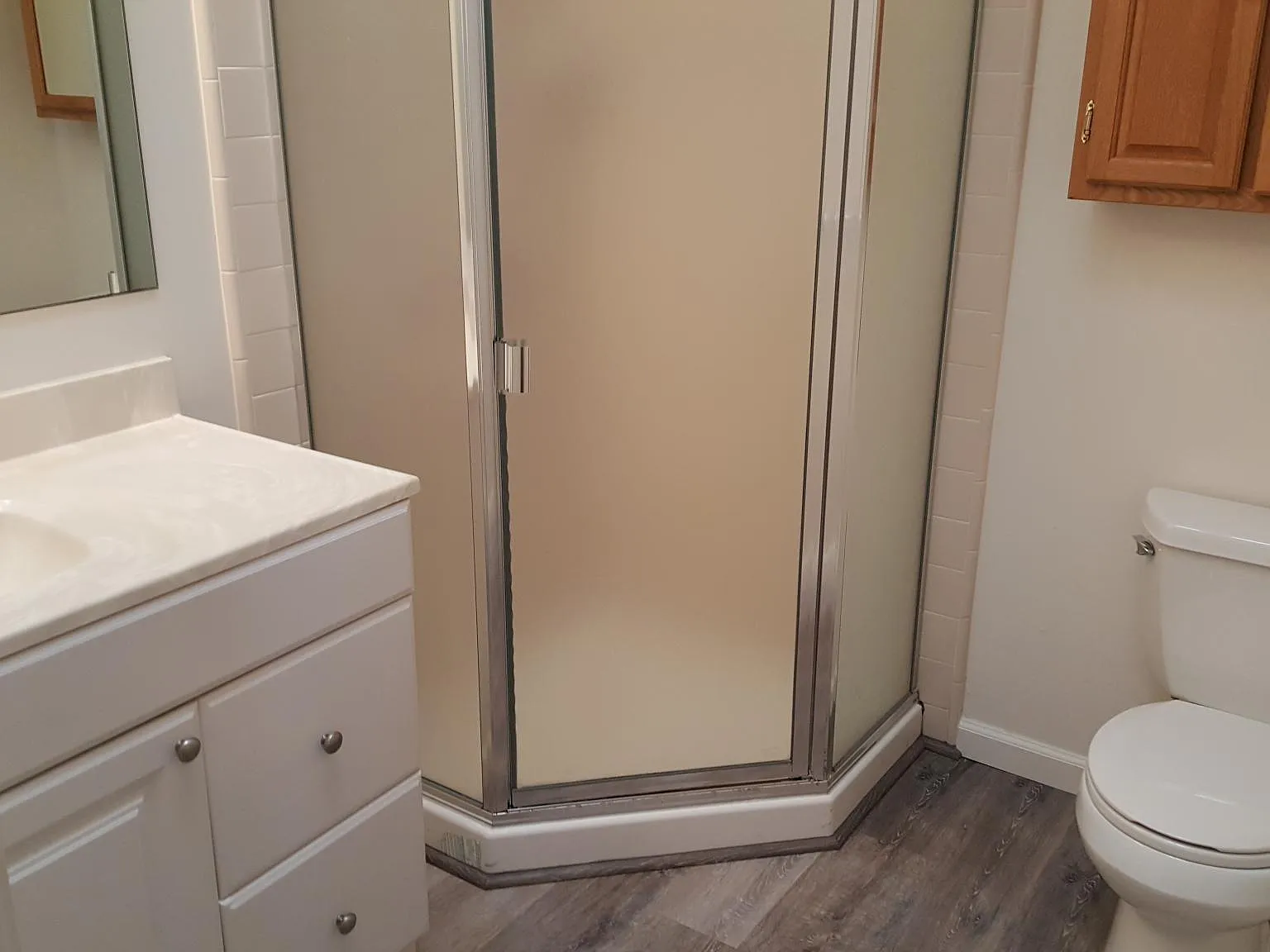 2 bed, 1000 sqft, $3,825 — Photo 4