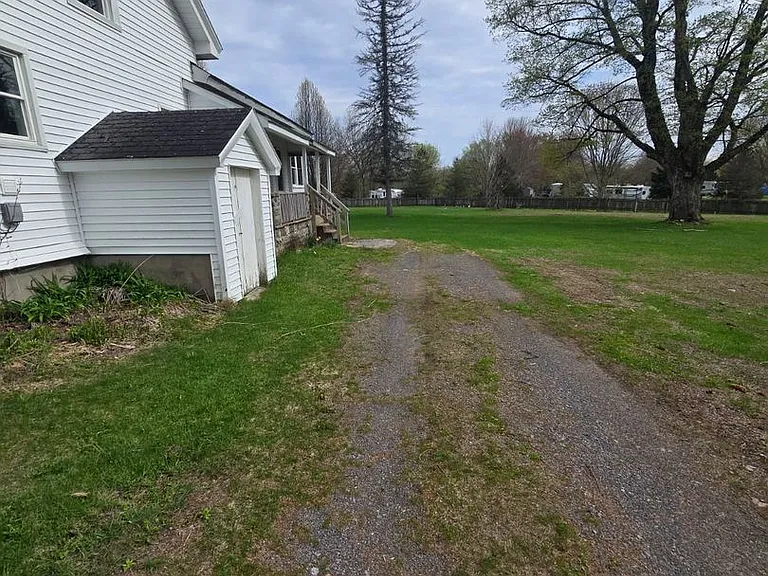 3246 Haskins Rd — Photo 9