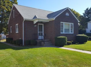 987 E Chestnut St, Hazleton, PA 18201