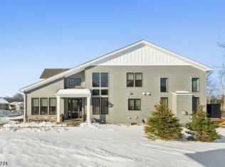 41 Brambling Rd, Berkeley Heights, NJ 07922