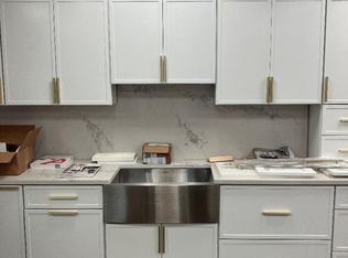 35-58 Crescent St #2, Astoria, NY 11106