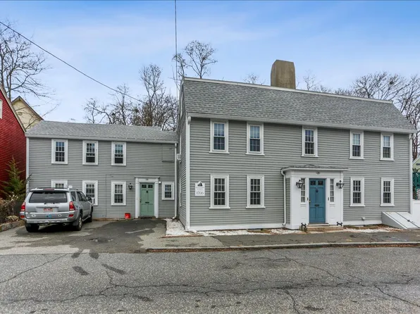 20 Pine St APT 3, Gloucester, MA 01930