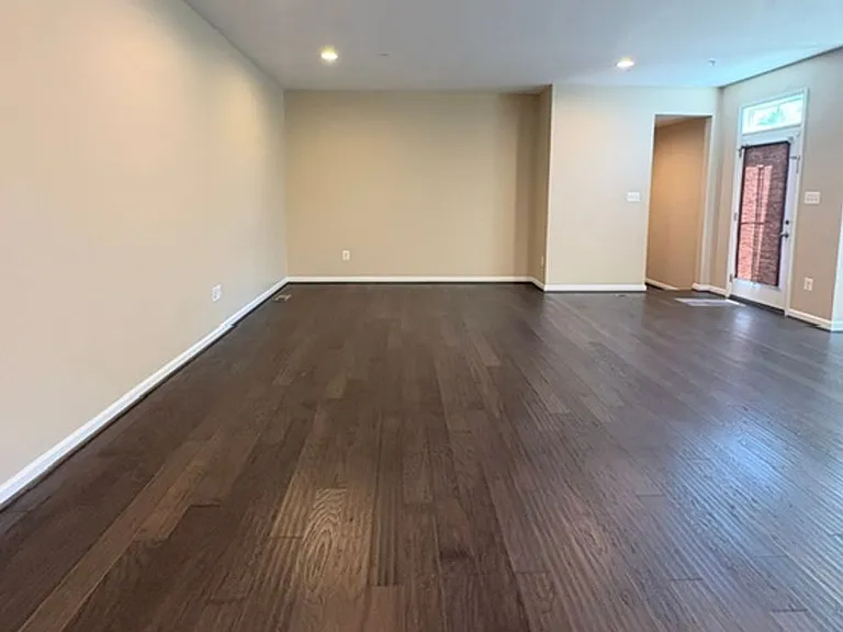22110 Fulmer Ave — Photo 15
