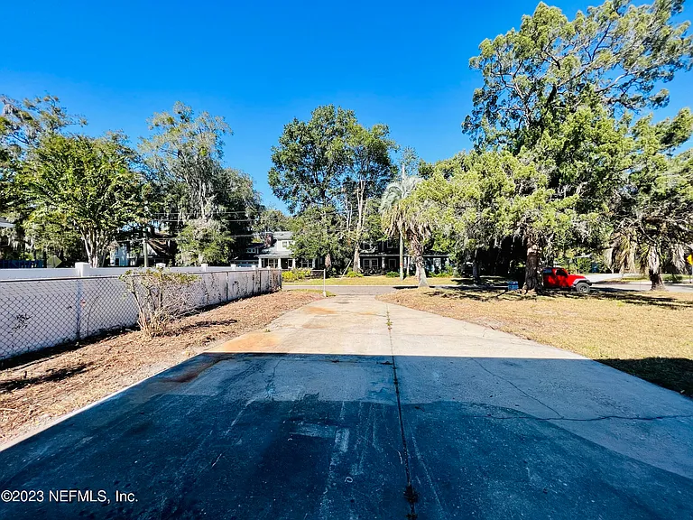 1648 Euclid St — Photo 34
