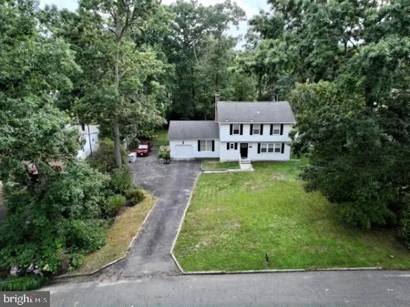 2258 Quail St, Vineland, NJ 08361
