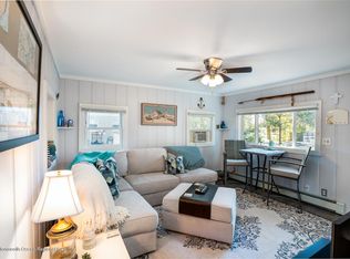 523 Parkside Ave, Toms River, NJ