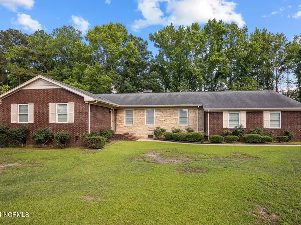 2205 Sparre Drive, Kinston, NC 28504