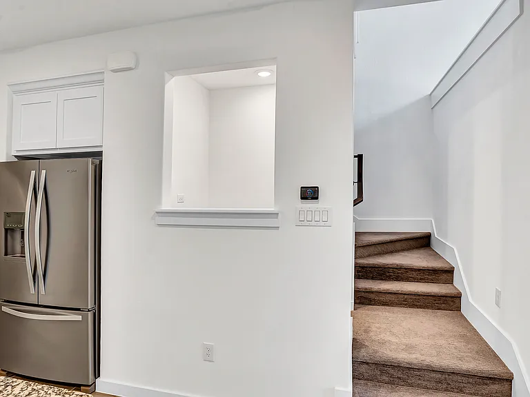 2723 Vista Park Ln — Photo 19