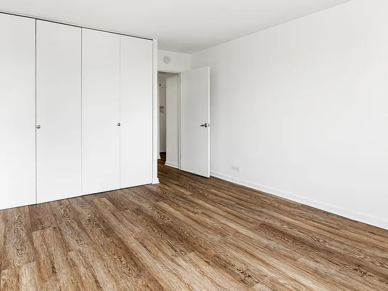 1360 N Sandburg Ter #601C — Photo 13