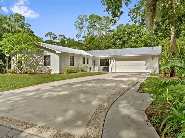 1943 62nd Dr, Vero Beach, FL 32966