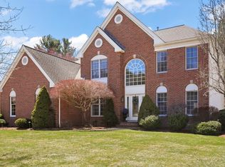 37 Hancock Rd, Franklin, MA 02038