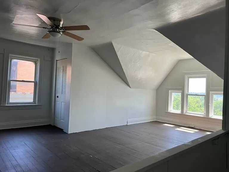 2206 Mount Troy Rd — Photo 13