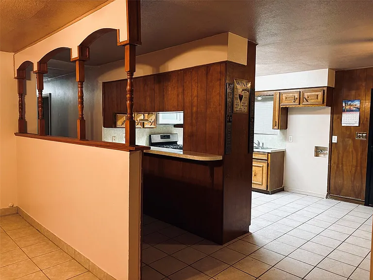 415 Zinn Dr — Photo 30